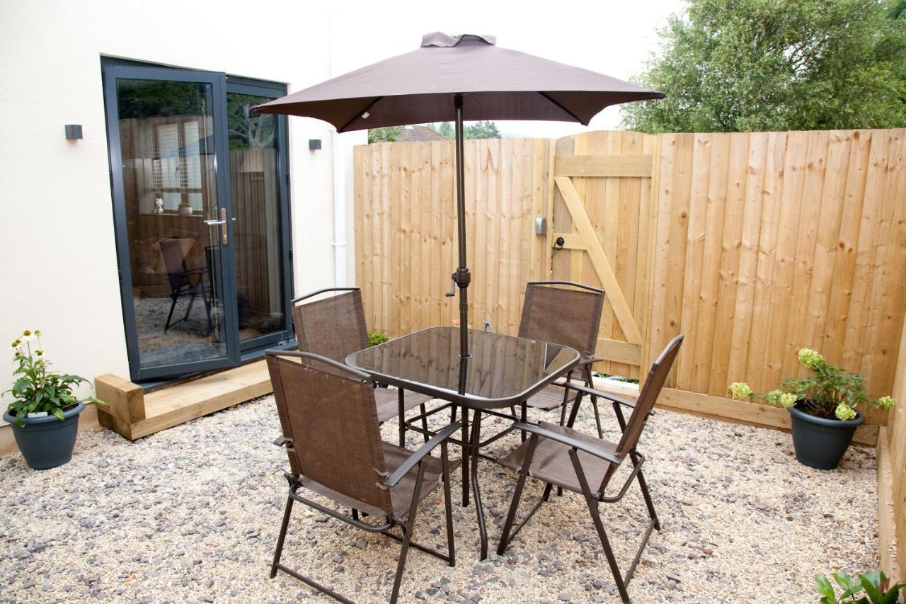 Little Elm - Luxury Home From Home, Free Parking, 30-40 Mins Walk From Bath City Centre ภายนอก รูปภาพ